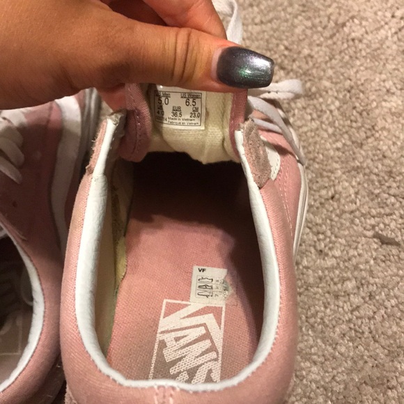 Pink Vans - Picture 4 of 4